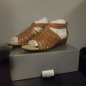 Avenue Farrah Sandal
